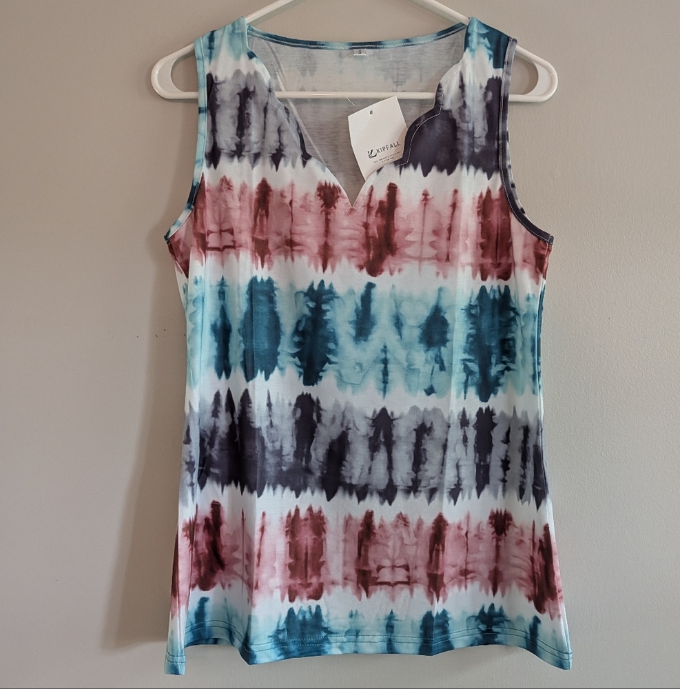 Tie-Dye Sleeveless Top